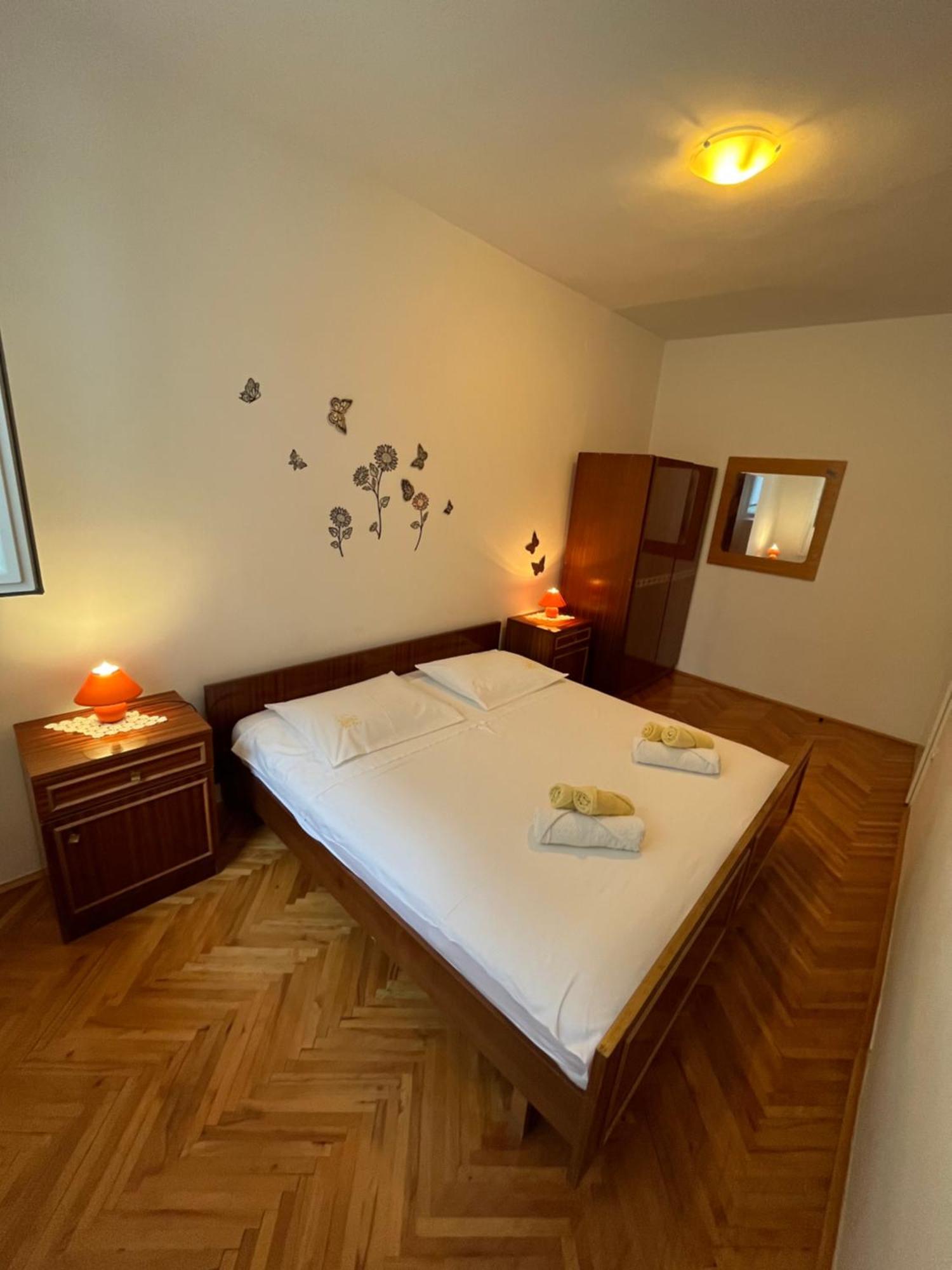 Apartman Ivica Omis Ngoại thất bức ảnh